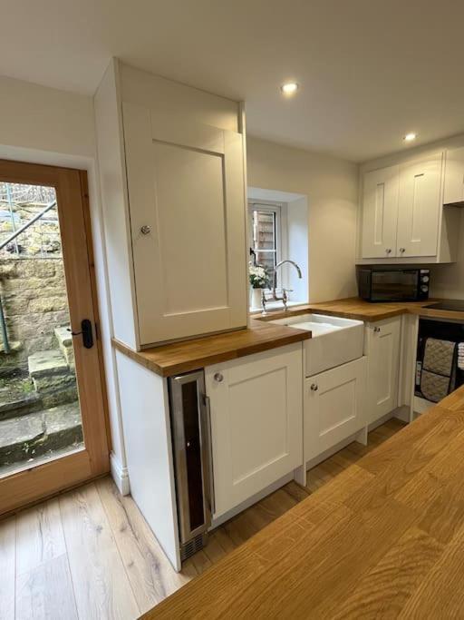 Millstone Cottage Newmillerdam Hill Top المظهر الخارجي الصورة